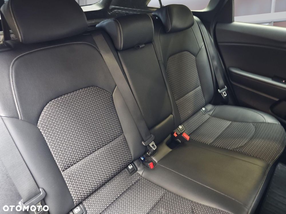 Kia Ceed 1.6 CRDi SCR L - 10