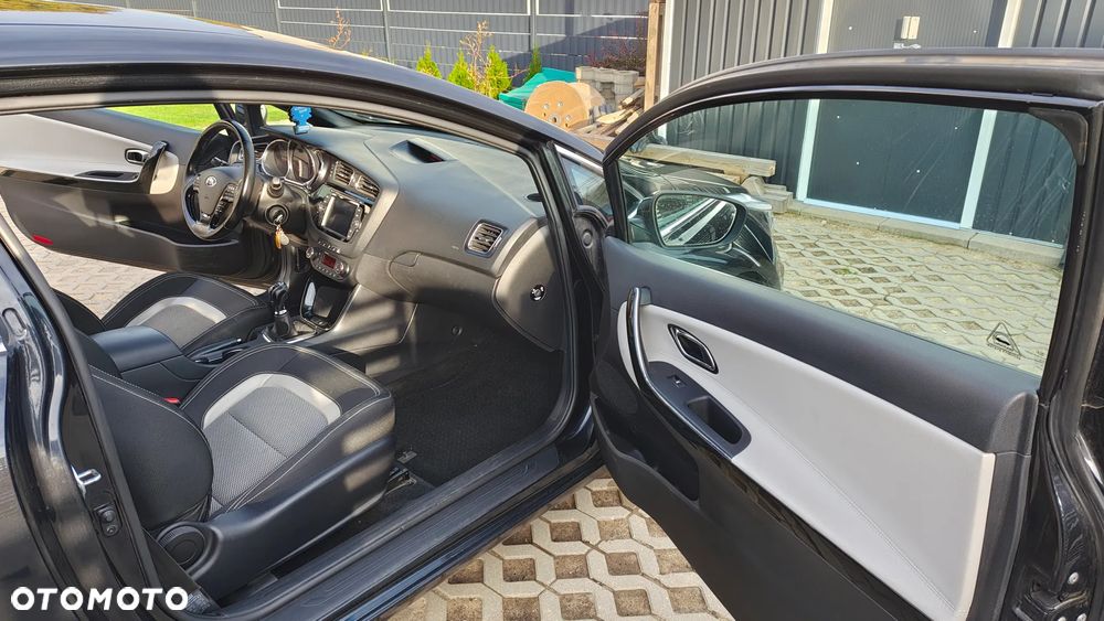 Kia Ceed - 7