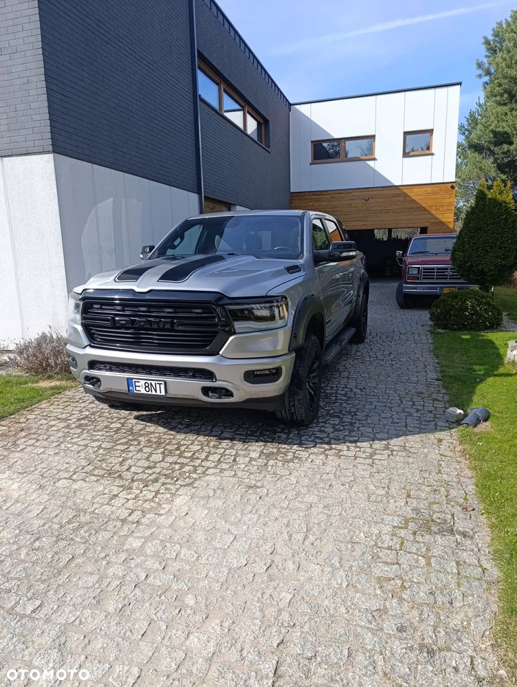 RAM 1500 Crew Cab Shortbed Bighorn - 2