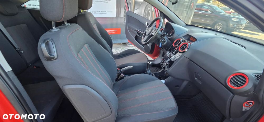 Opel Corsa 1.4 16V Color Race - 31