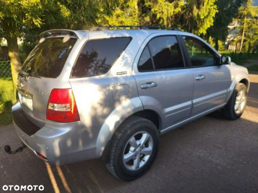 Kia Sorento - 4