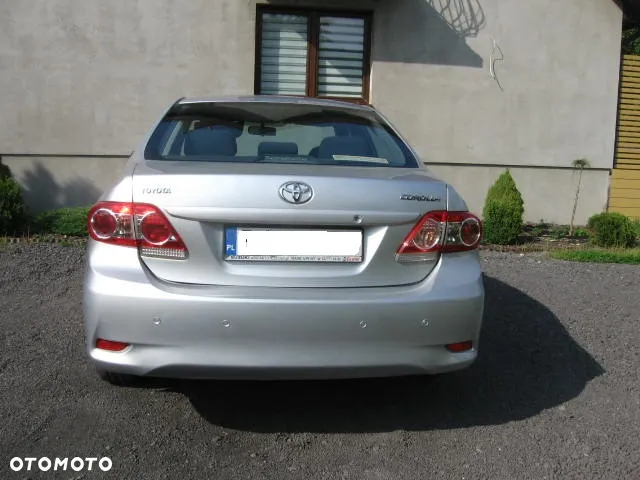 Toyota Corolla 1.6 Premium - 9