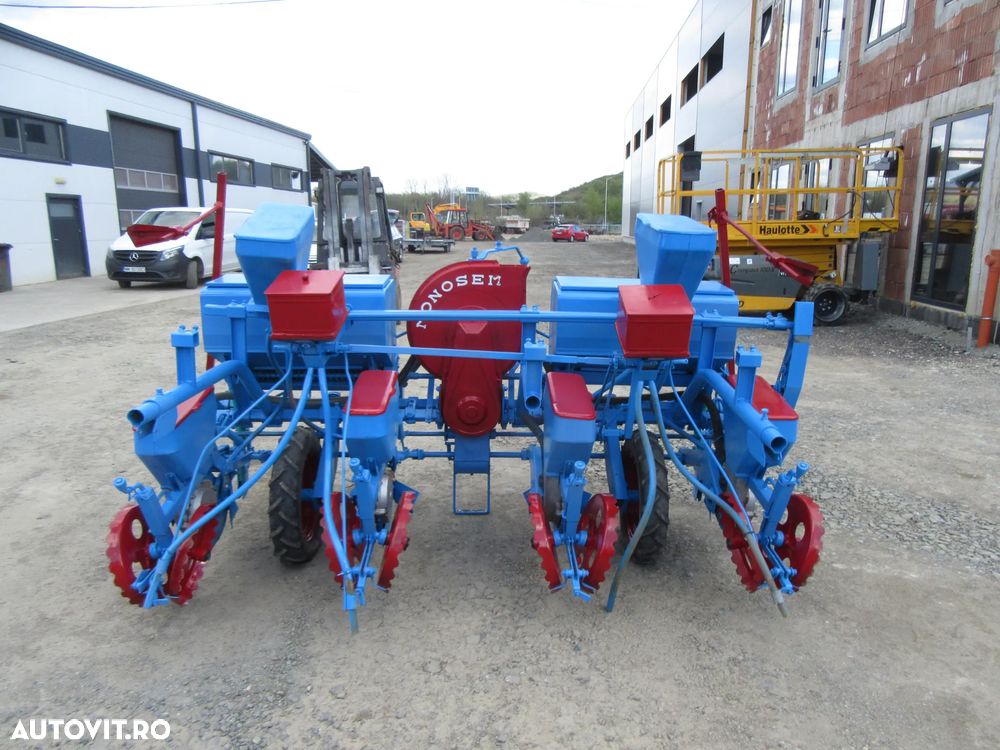 MONOSEM Semanatoare de porumb 4 randuri - 6