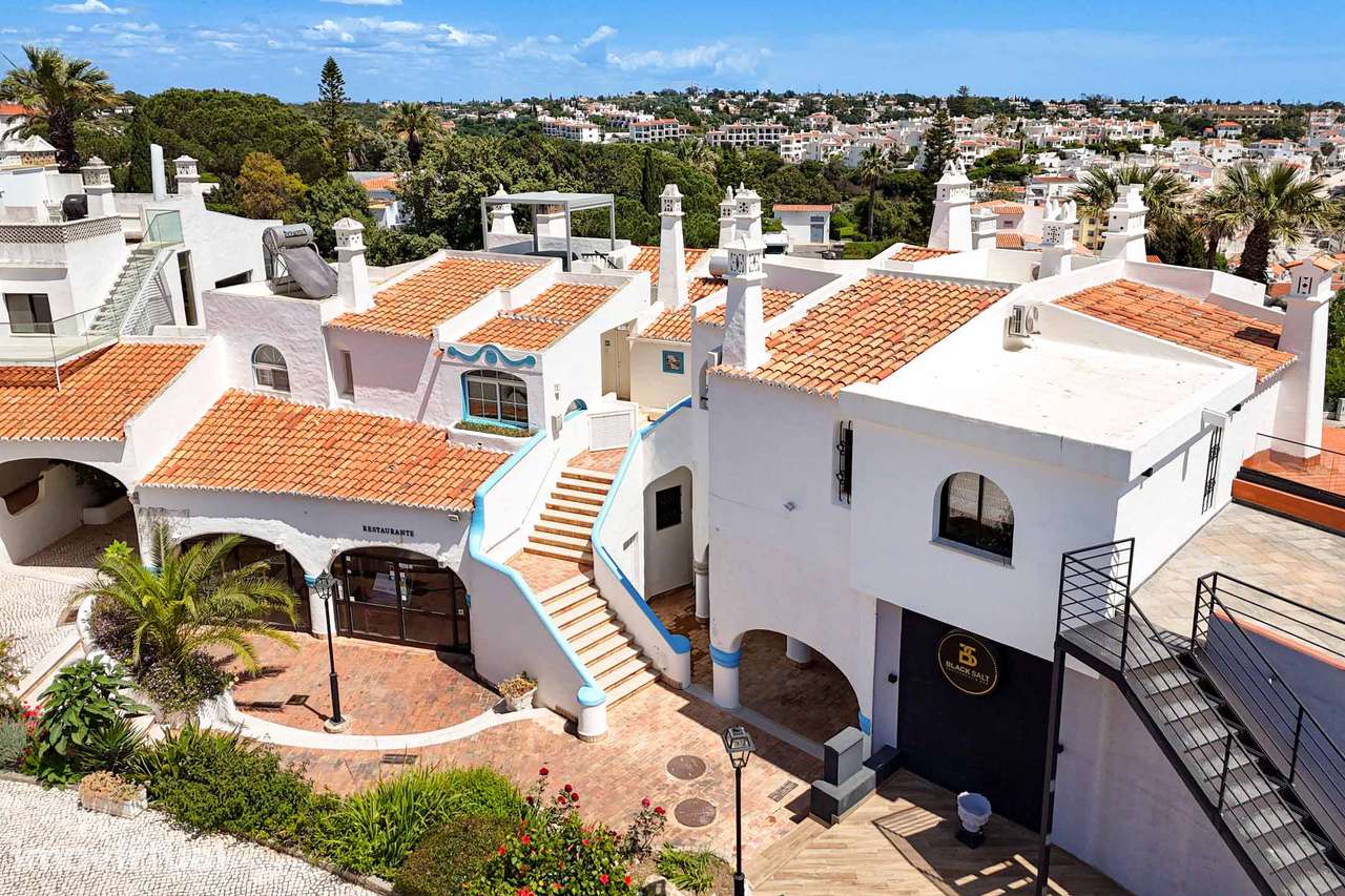 Apartamento T2 no Carvoeiro - Vista mar a 400m da praia - Grande imagem: 2/35