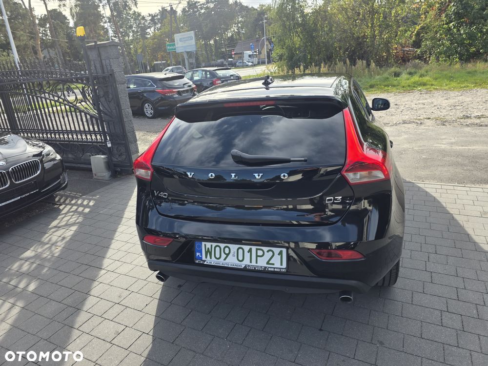 Volvo V40 D3 Momentum - 4