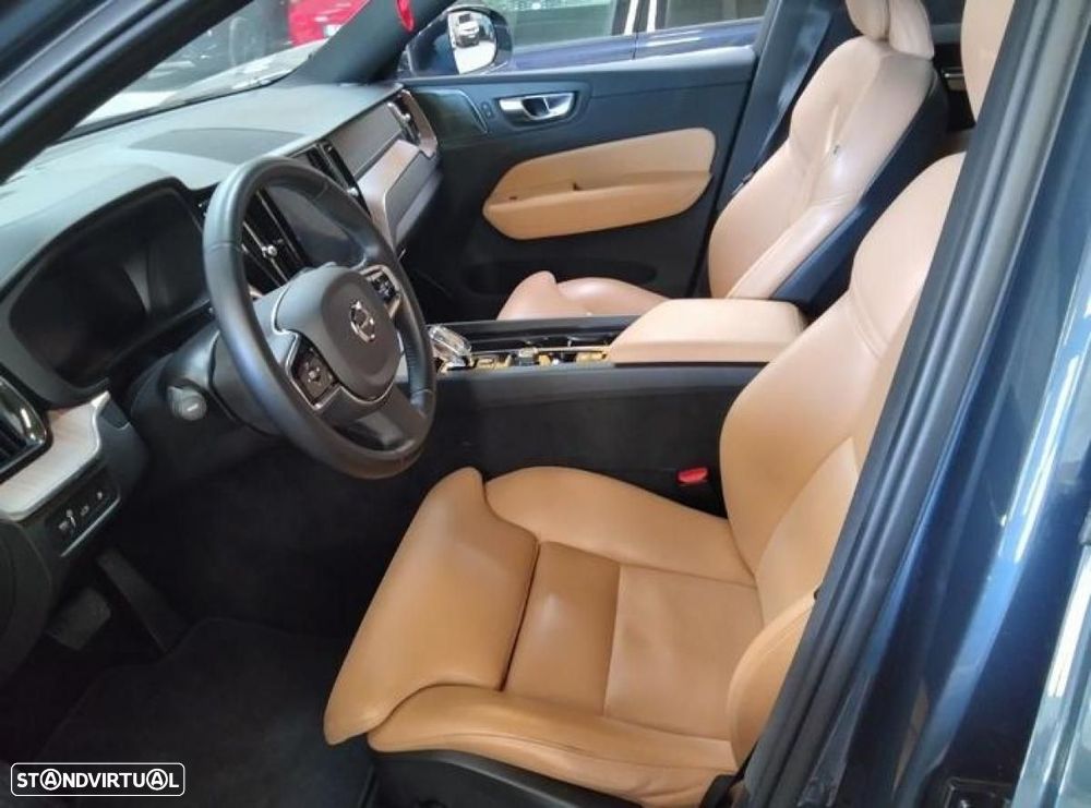 Volvo XC 60 2.0 T8 PHEV Inscription AWD - 4