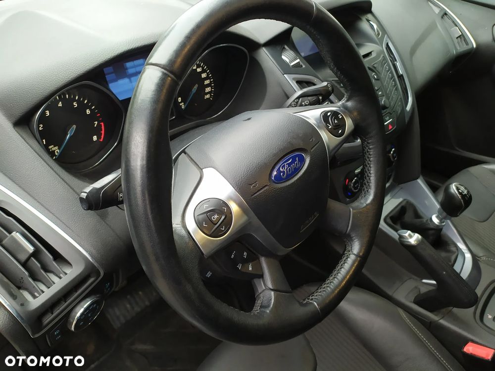 Ford Focus 1.0 EcoBoost Start-Stopp-System TITANIUM X - 17