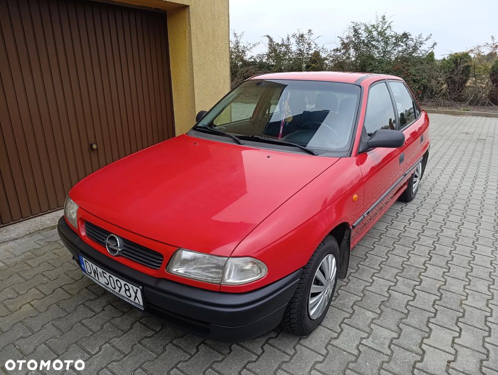 Opel Astra 1.4 GL - 18