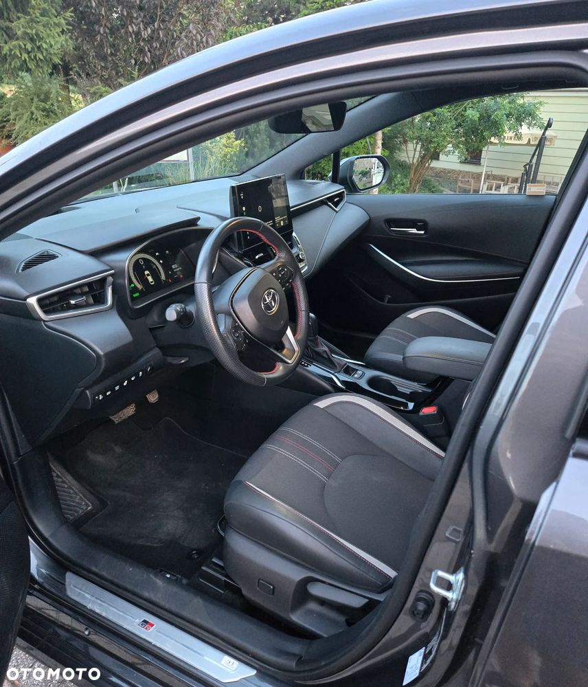 Toyota GR Corolla - 10