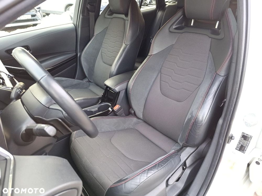 Toyota Corolla 2.0 Hybrid Selection - 19