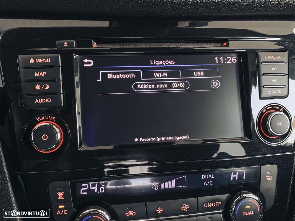 Nissan Qashqai 1.5 dCi N-Connecta J18 - 13