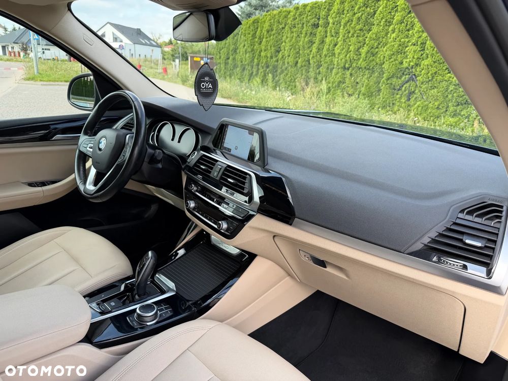 BMW X3 sDrive18d Advantage - 13