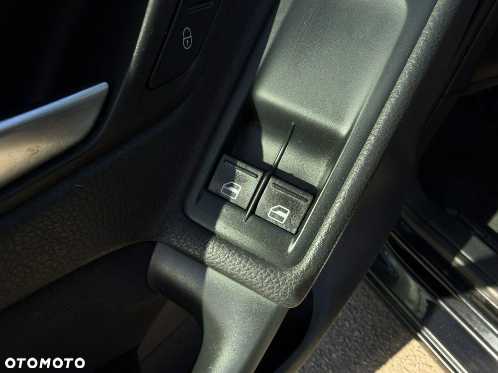 Volkswagen Golf - 13