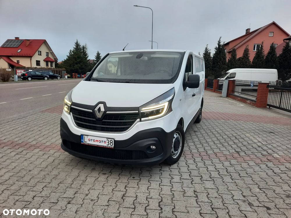 Renault Trafic - 2