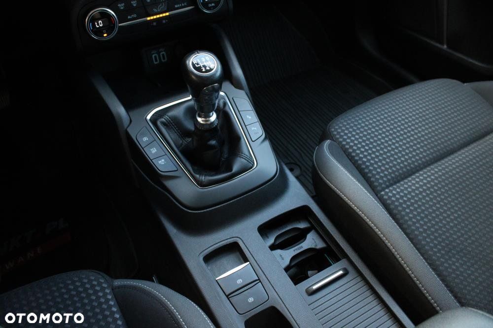 Ford Focus - 23