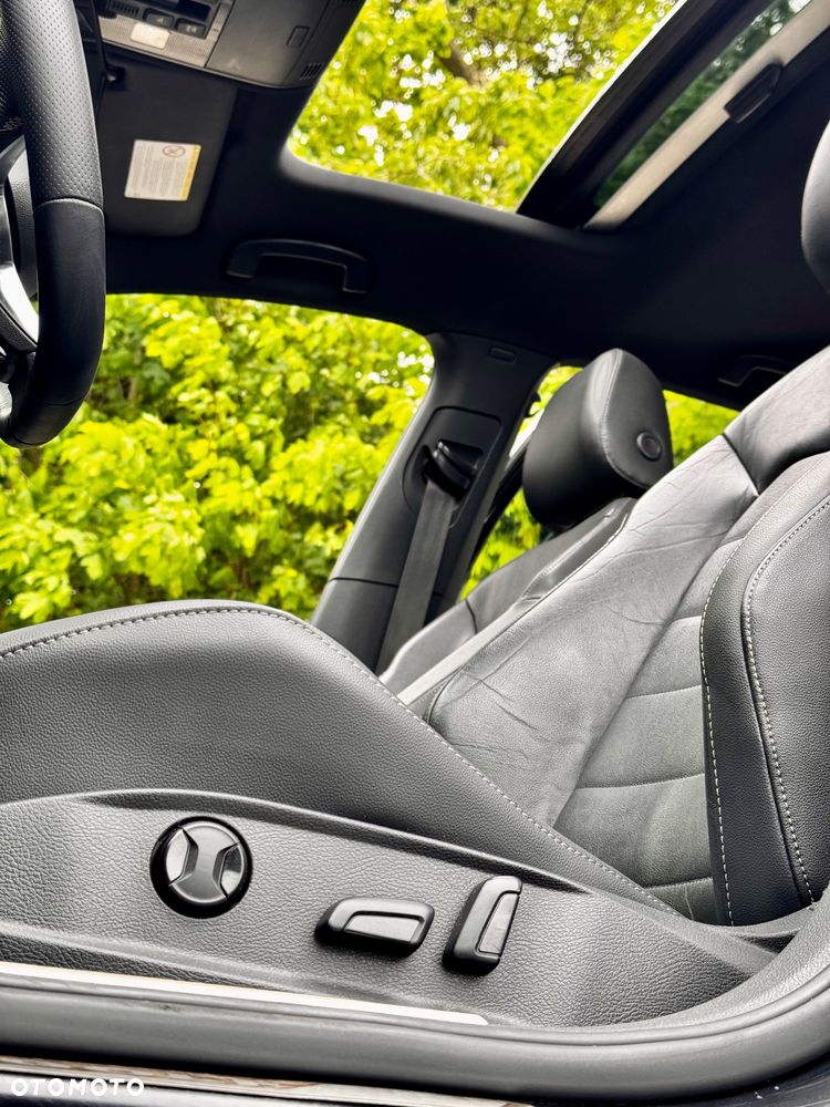 Volkswagen Golf GTD 2.0 TDI SCR DSG - 17
