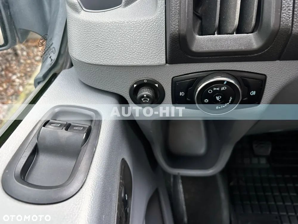 Ford Transit - 21