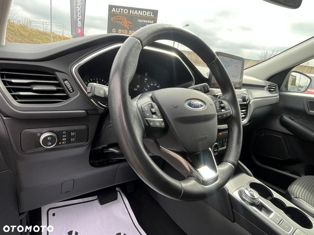 Ford Kuga - 20
