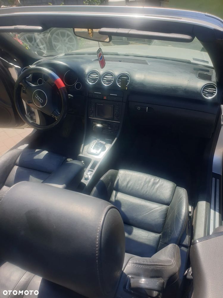 Audi A4 Cabrio 1.8T Multitronic - 19