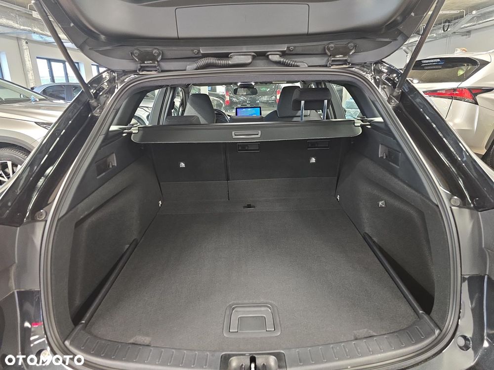 Toyota Corolla 1.8 Hybrid Comfort - 13