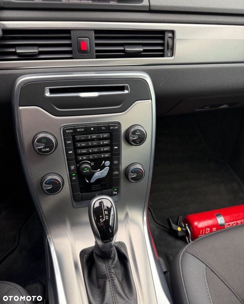 Volvo V70 D2 Geartronic Powershift Kinetic - 21
