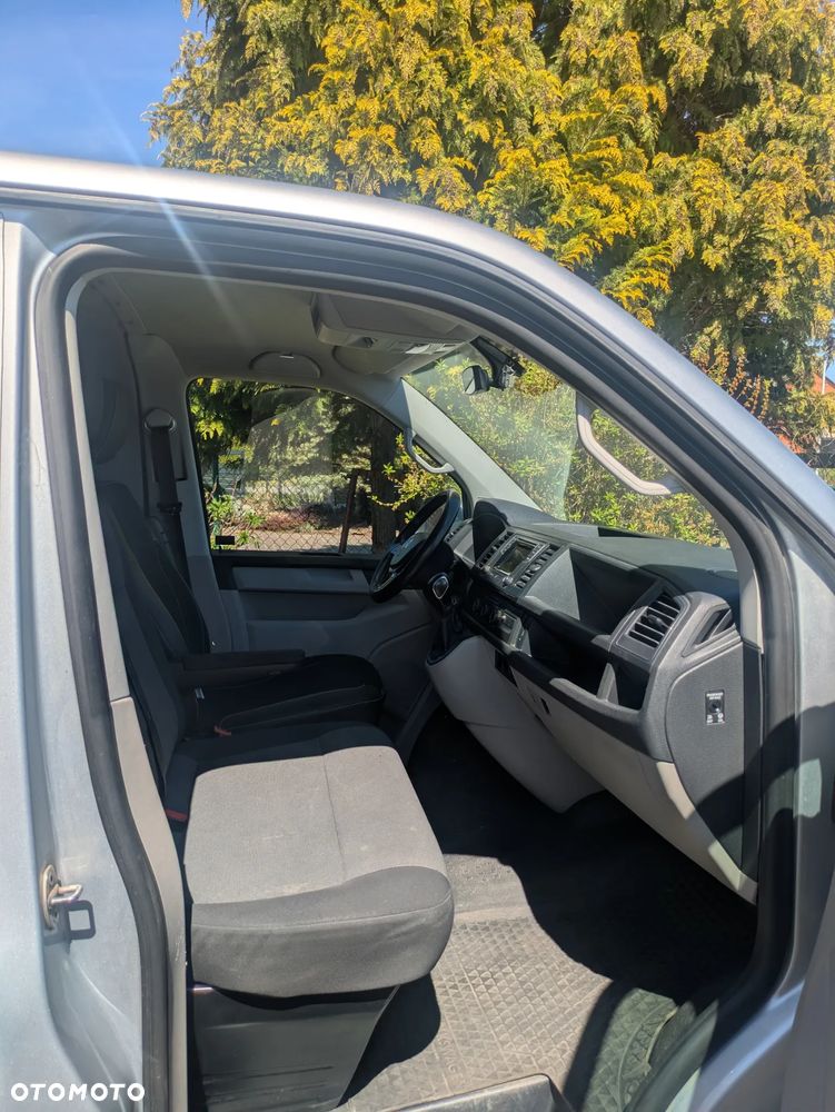 Volkswagen Transporter T6 - 11