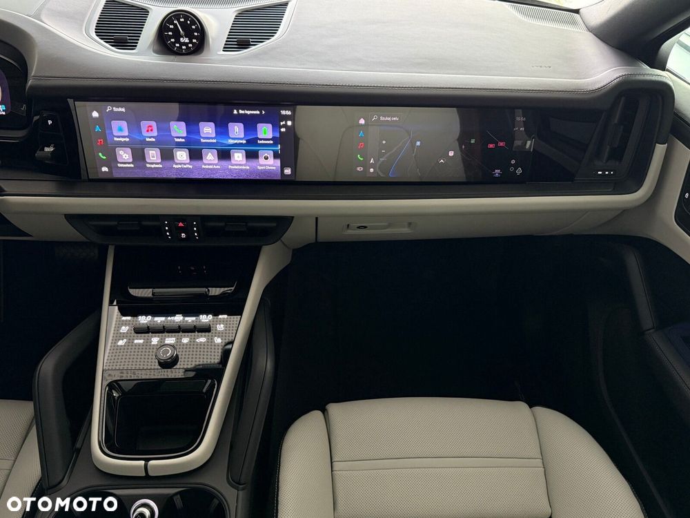Porsche Cayenne - 23