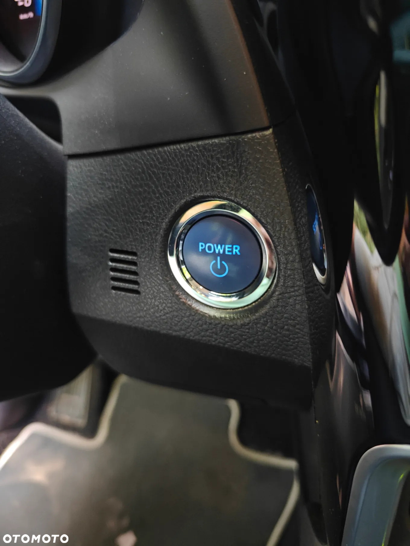 Toyota Auris Hybrid 135 Comfort - 28