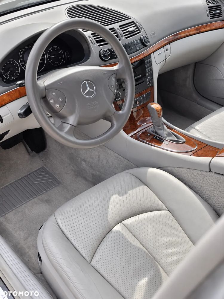 Mercedes-Benz Klasa E - 19
