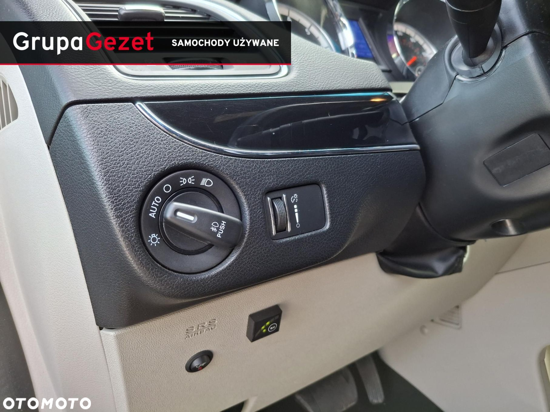 Dodge Grand Caravan - 20
