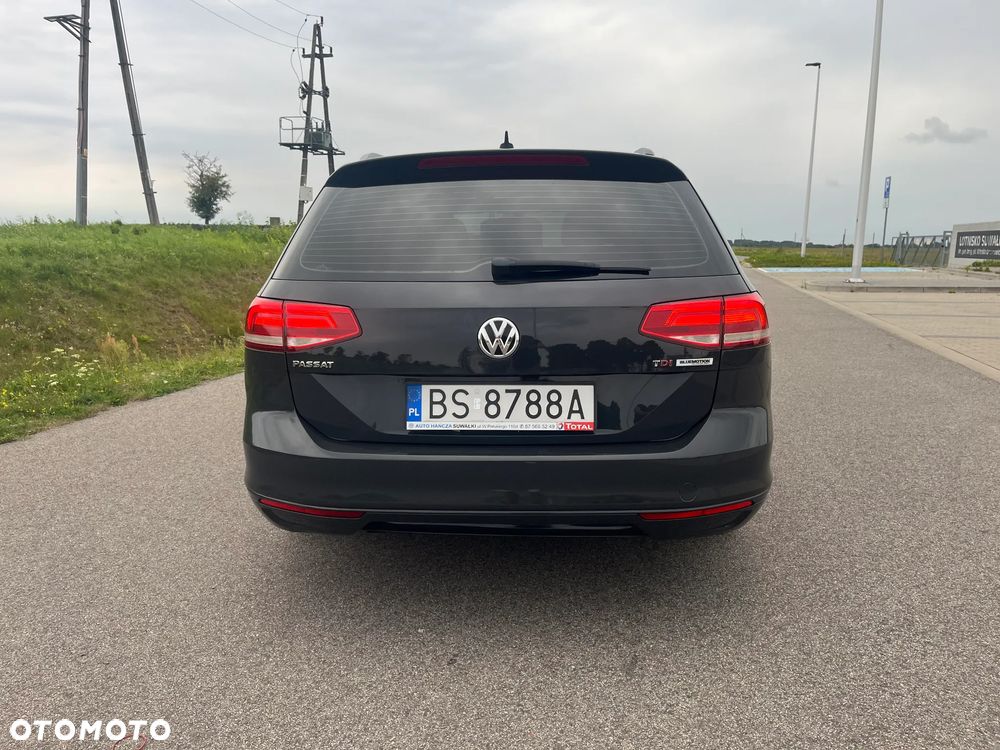 Volkswagen Passat 1.6 TDI BMT Comfortline - 5
