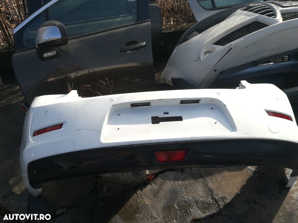 Bara Spate Chevrolet Malibu - 1