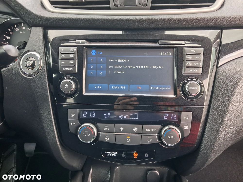 Nissan Qashqai 1.2 DIG-T N-Vision EU6 - 17