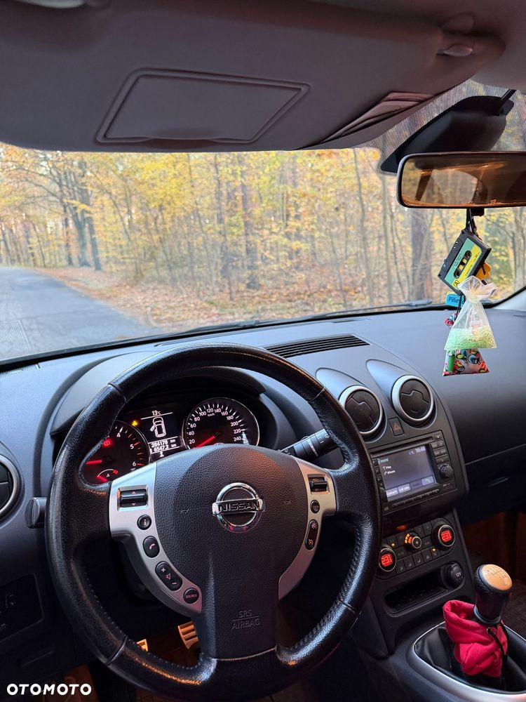 Nissan Qashqai - 8