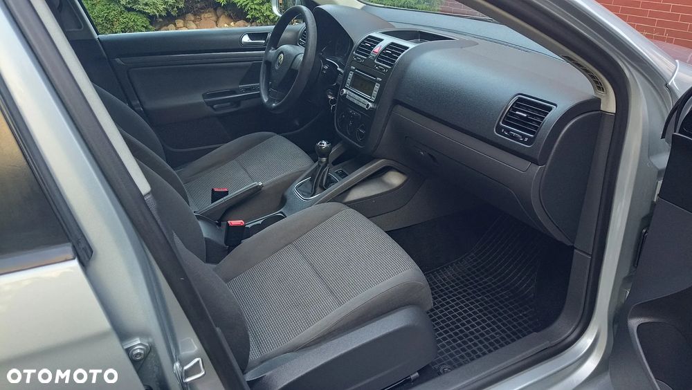 Volkswagen Jetta 1.9 TDI Trendline - 7