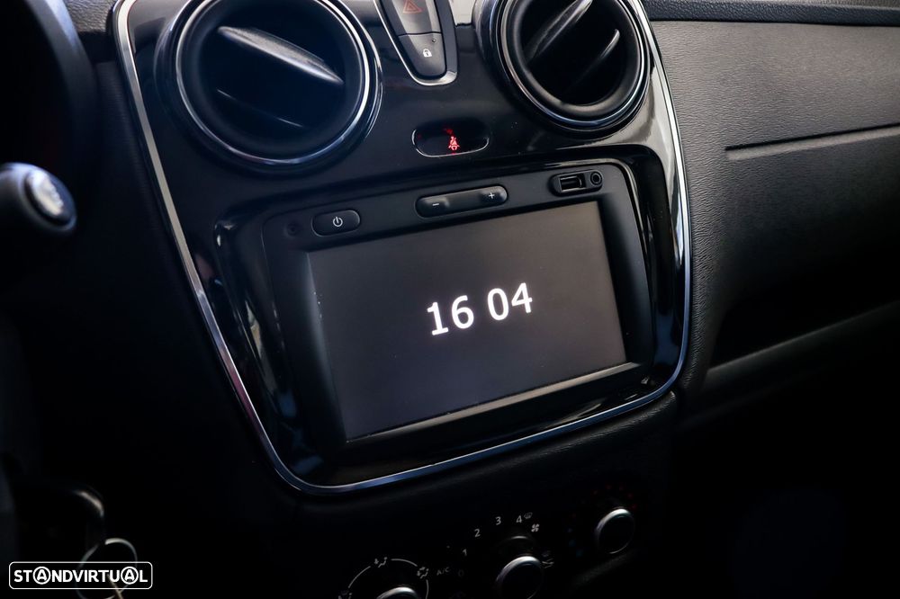 Dacia Lodgy 1.3 TCe Stepway 7L - 9