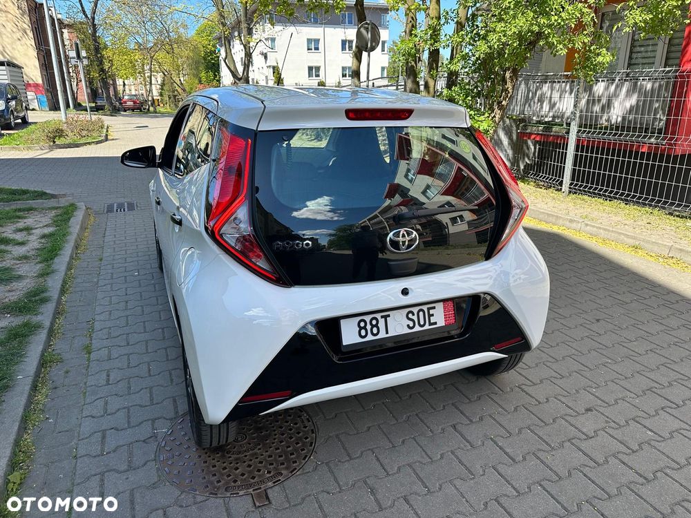 Toyota Aygo x-clusive Style Selection - 3