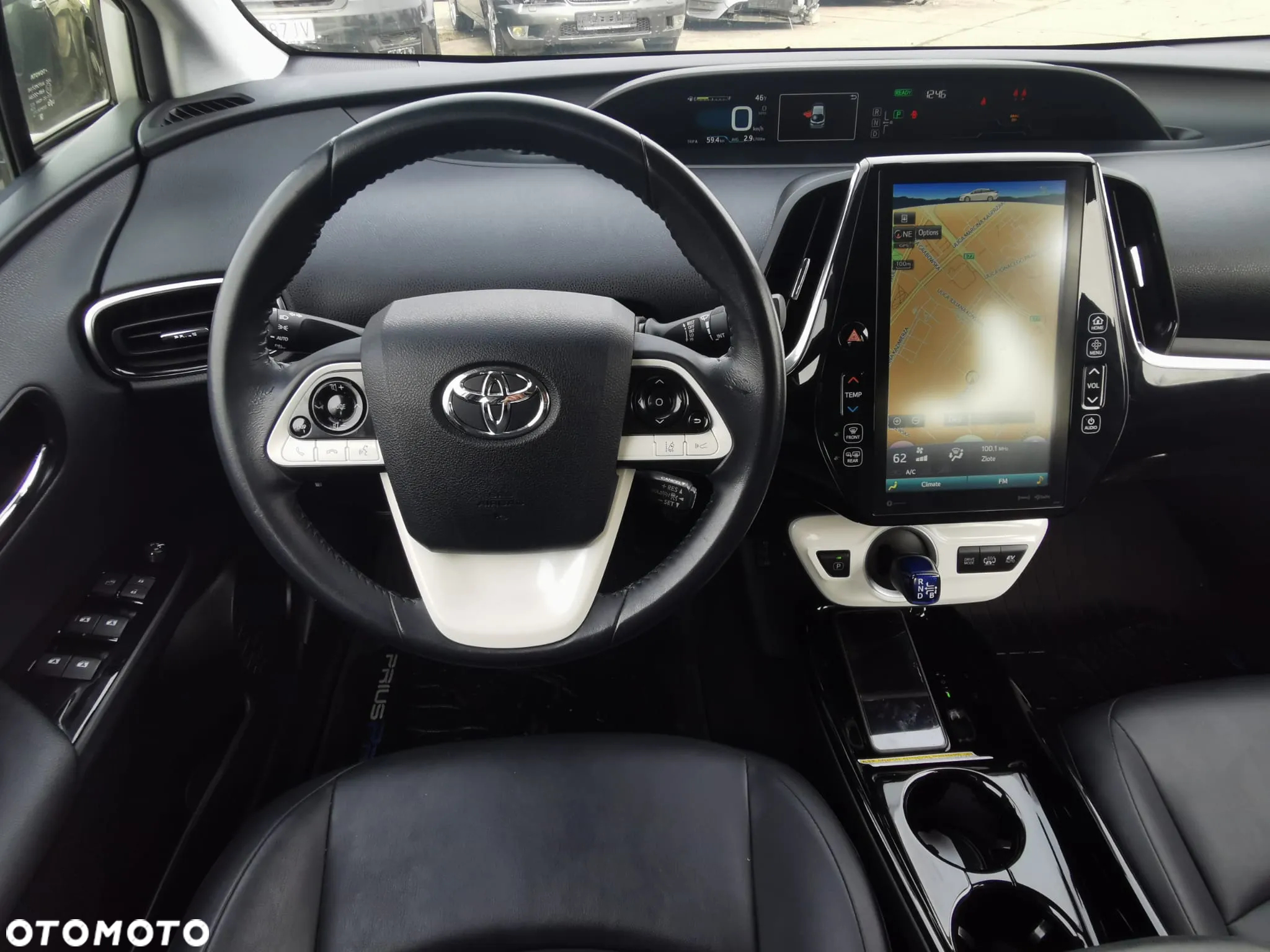 Toyota Prius Plug-in (Hybrid) Comfort - 10