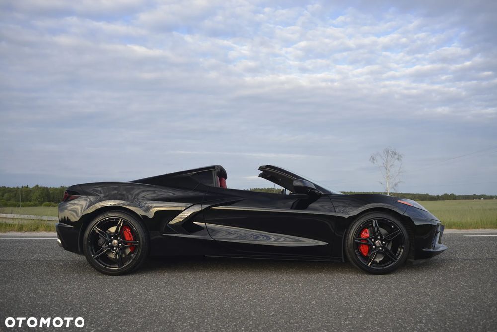 Chevrolet Corvette - 15