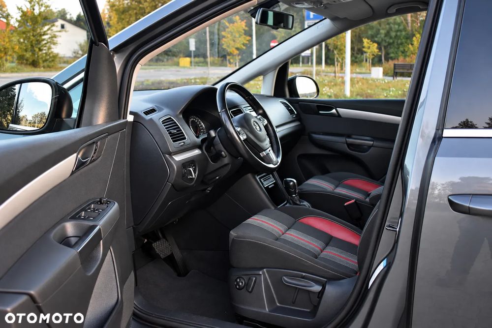 Volkswagen Sharan 2.0 TDI DSG Highline - 21
