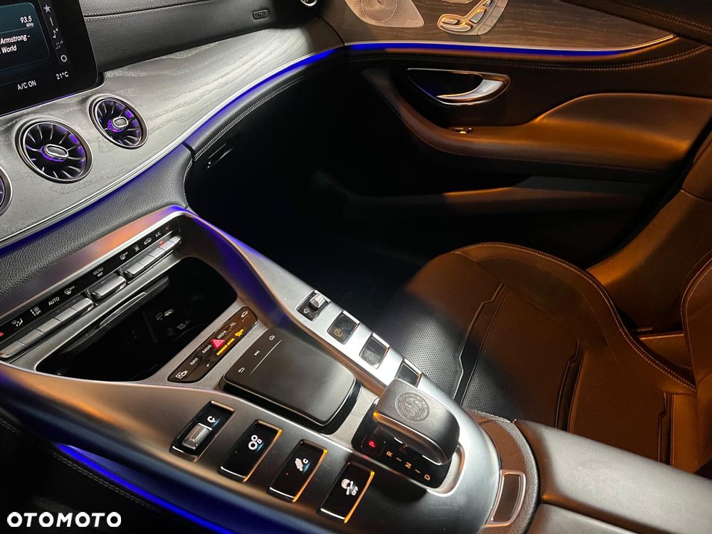 Mercedes-Benz AMG GT 43 4-Matic+ - 9