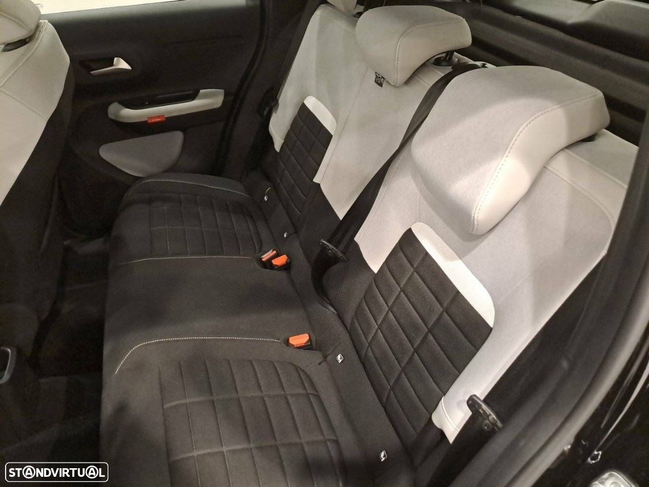 Citroën C3 1.2 PureTech Max - 10