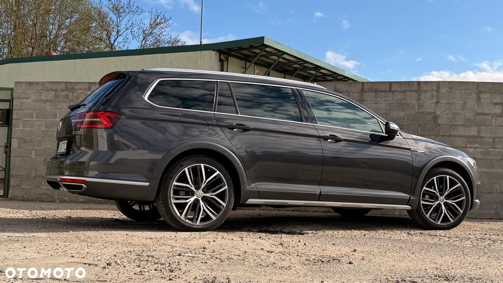 Volkswagen Passat Alltrack 2.0 TDI SCR 4Motion DSG - 25