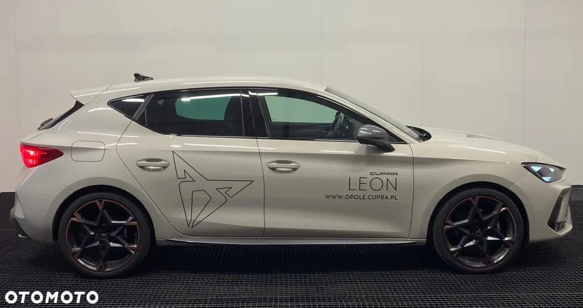 Cupra Leon 1.5 eTSI DSG - 2