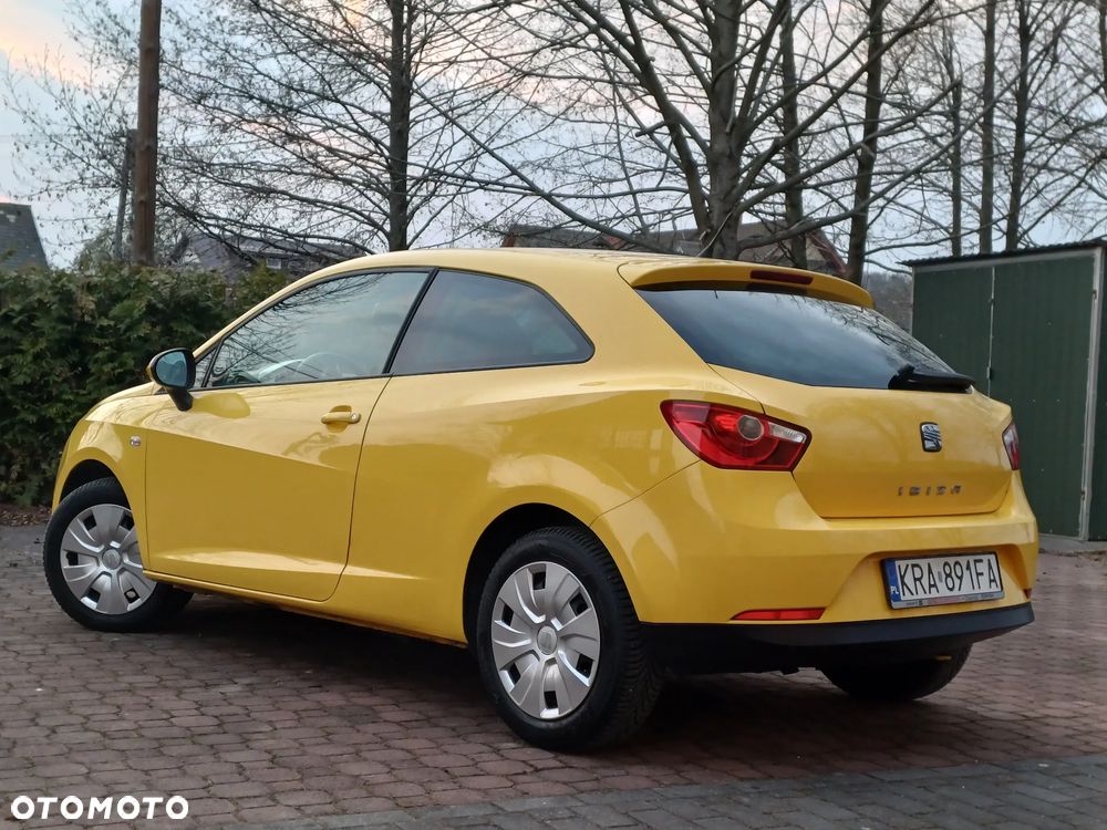 Seat Ibiza SC 1.4 16V Style - 4