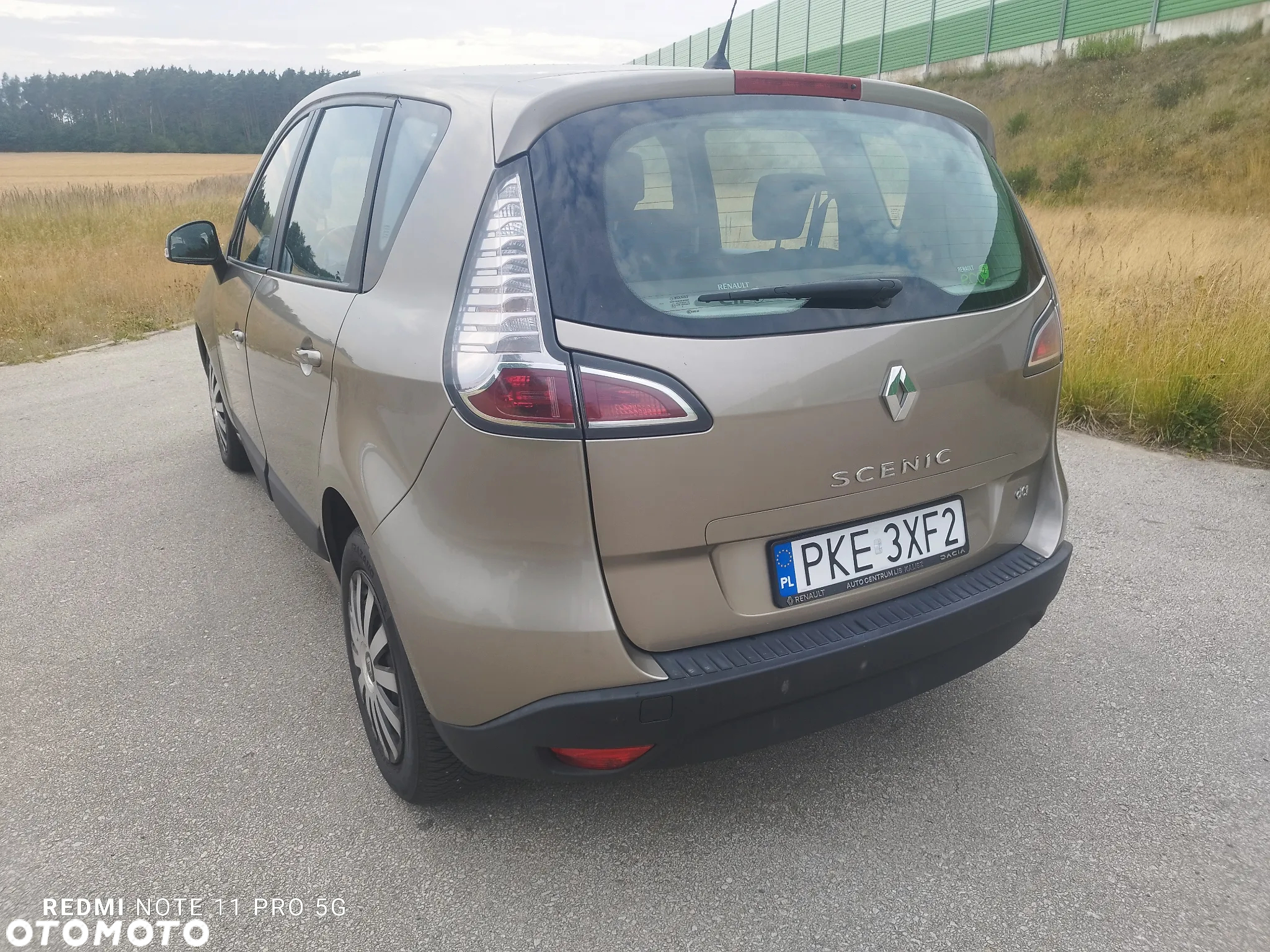 Renault Scenic ENERGY dCi 110 EXPERIENCE - 8