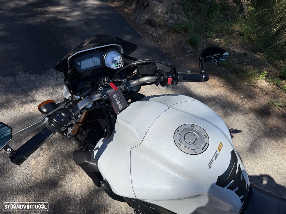 Yamaha FZ 8 N - 19
