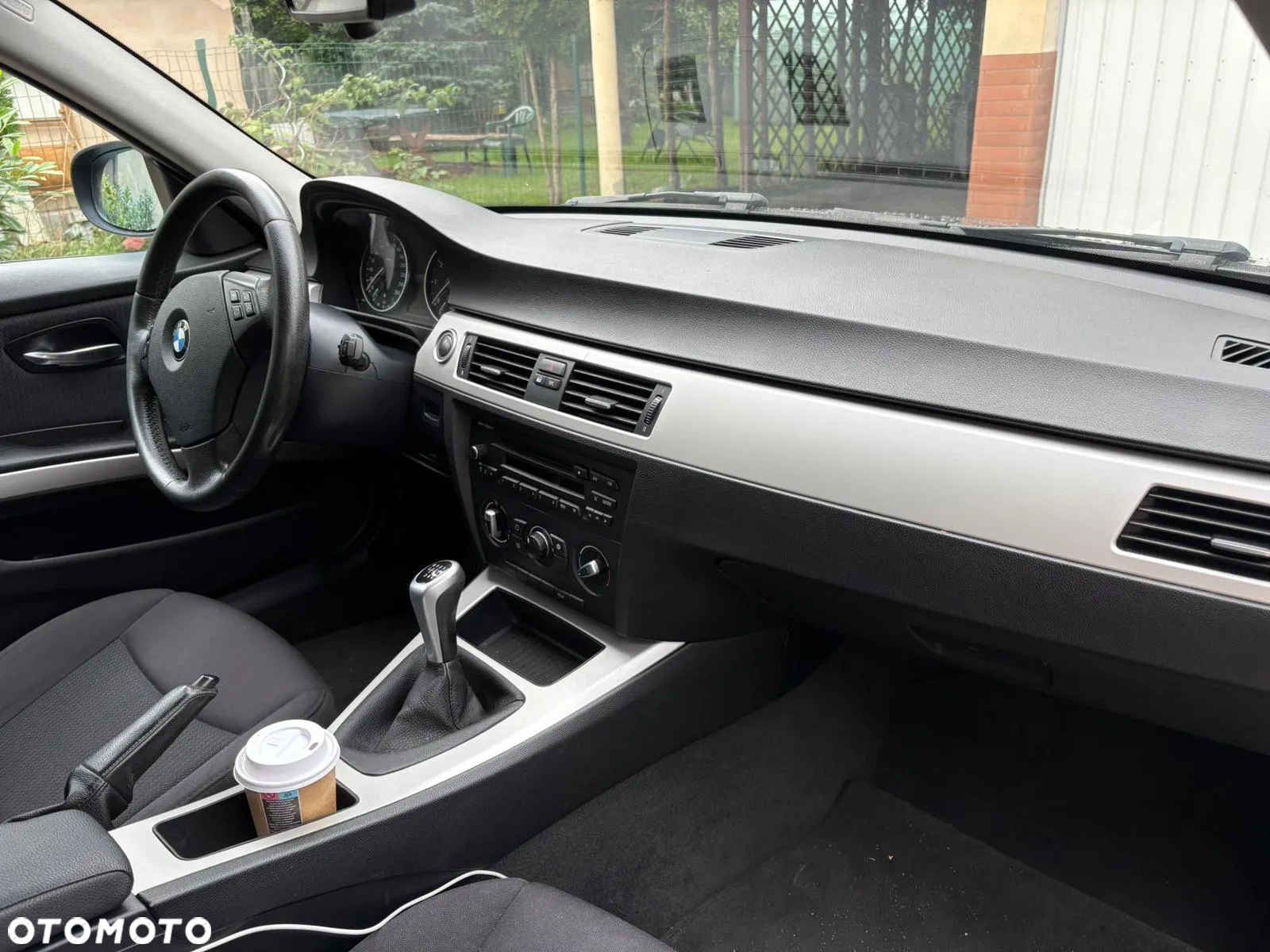 BMW Seria 3 318i Touring - 3