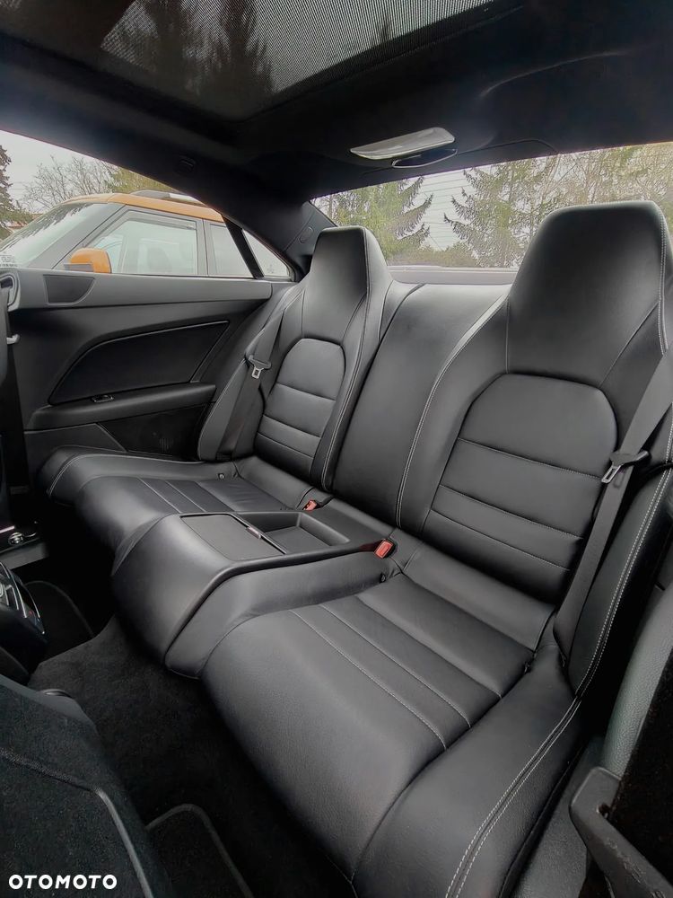 Mercedes-Benz Klasa E 350 CDI DPF BlueEFFICIENCY 7G-TRONIC Elegance - 21