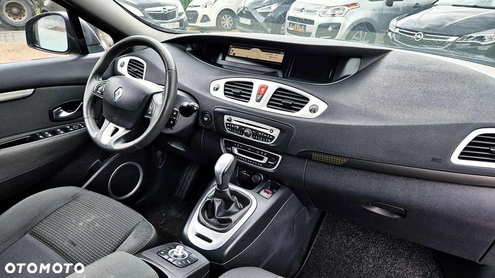 Renault Grand Scenic Gr 2.0 16V Privilege CVT Euro5 - 39